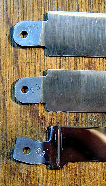 Dtail du marquage du talon sur les lames en inox